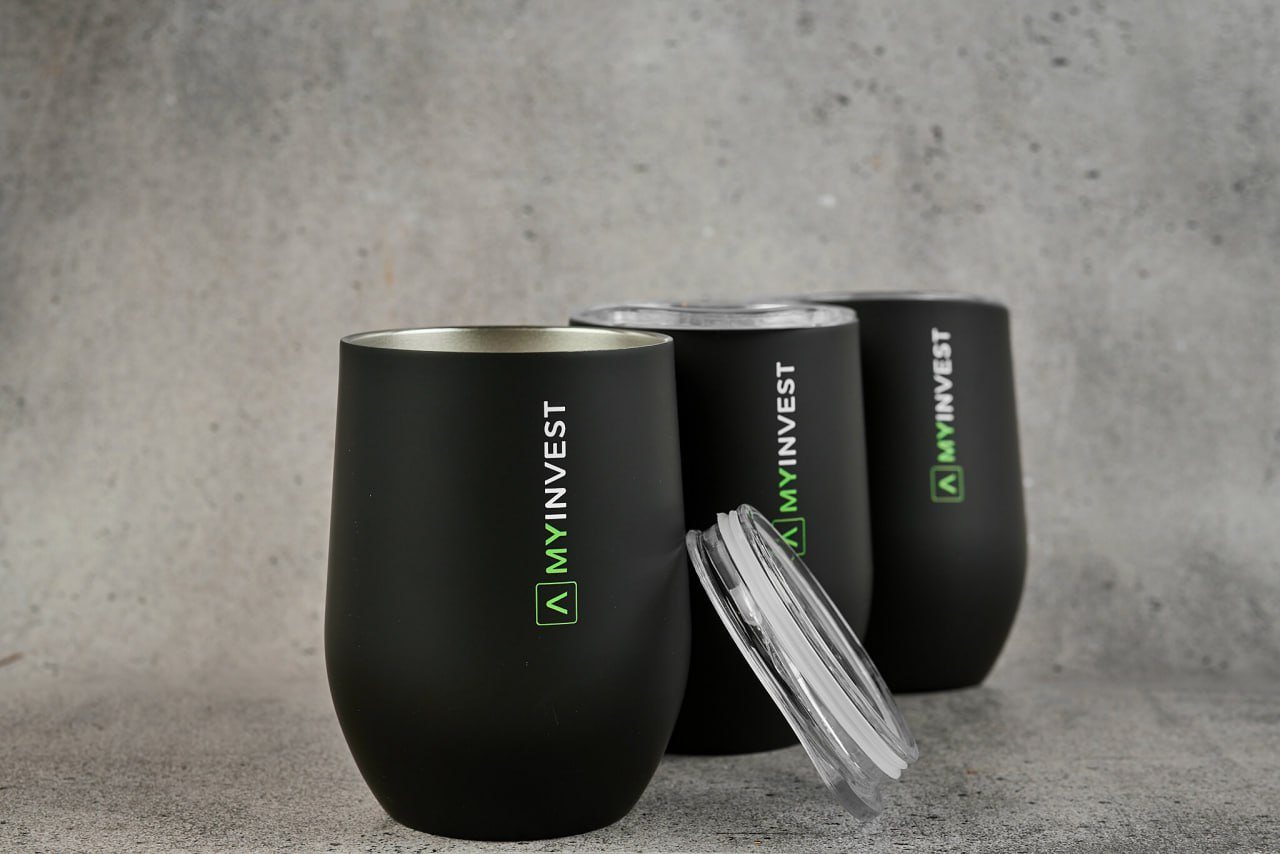 Laser-engraved MyInvest tumblers
